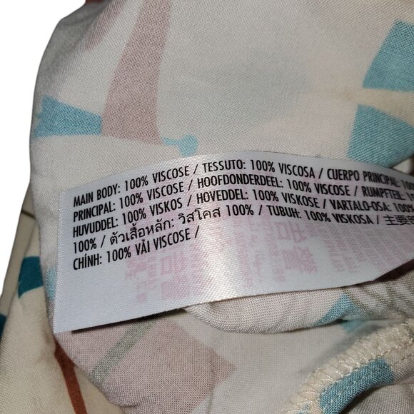 Disney Fantasyland Woven Camp Shirt Men's L Short Sleeve Button Up Starburst AOP - Picture 9 of 9